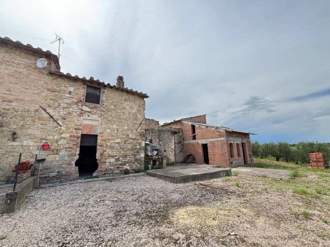 Rustico in vendita a Marsciano