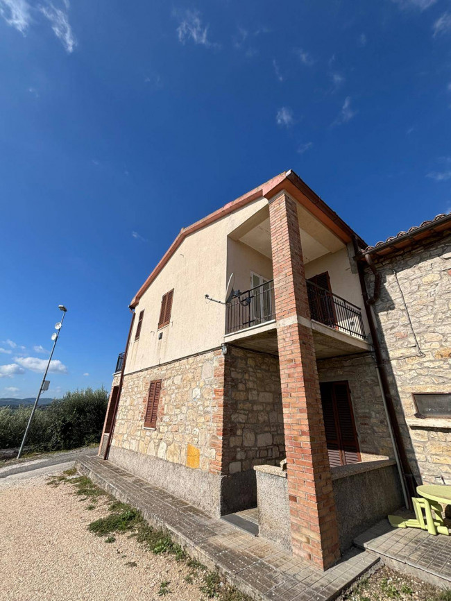 Villetta Bifamiliare in vendita a Fratta Todina