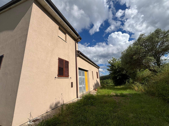 Villa in vendita a San Venanzo