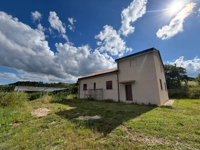 Villa in vendita a San Venanzo