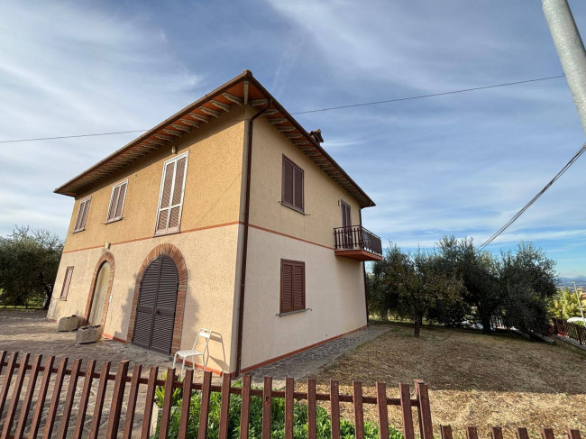 Casa singola in vendita a Marsciano