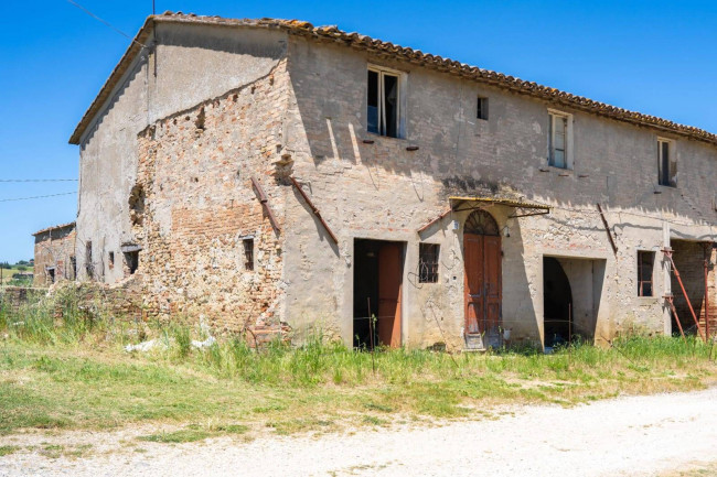 Casale in vendita a Marsciano