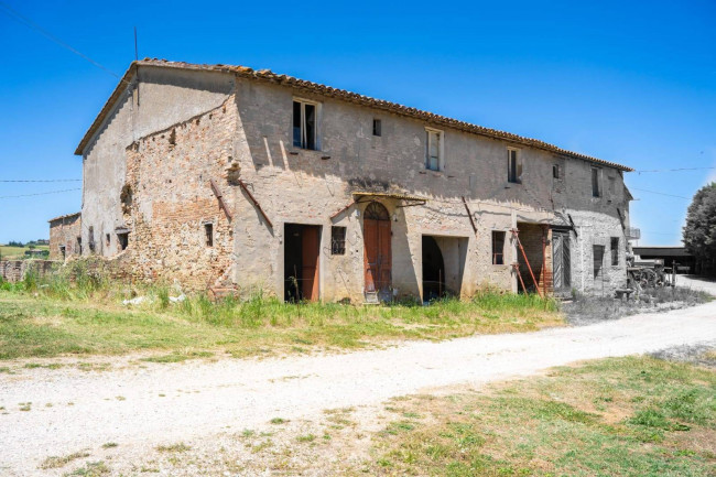 Casale in vendita a Marsciano
