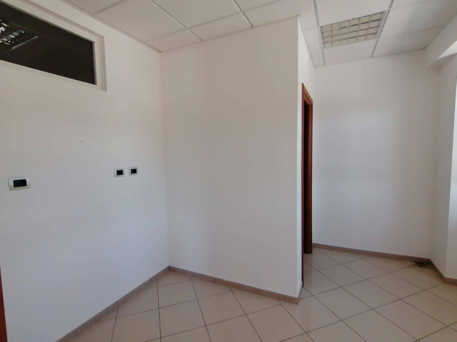 Studio/Ufficio in affitto a Collazzone