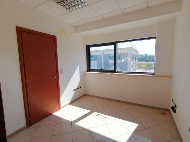 Studio/Ufficio in affitto a Collazzone