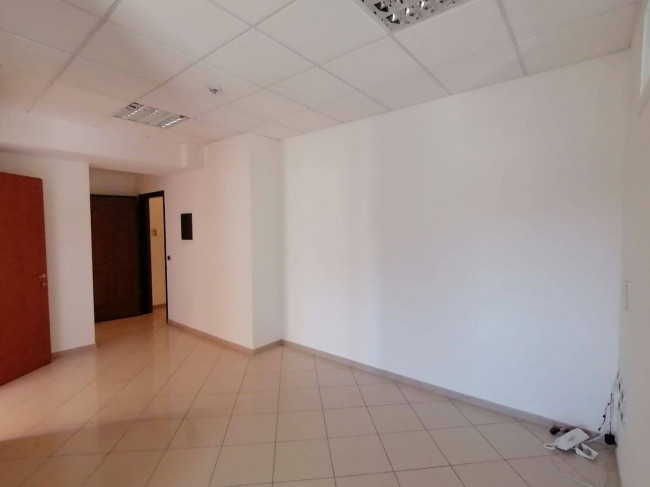 Studio/Ufficio in affitto a Collazzone
