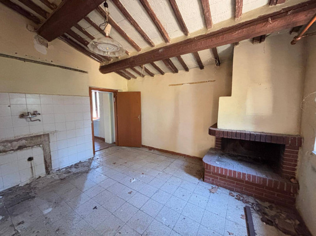 Casale in vendita a Fratta Todina