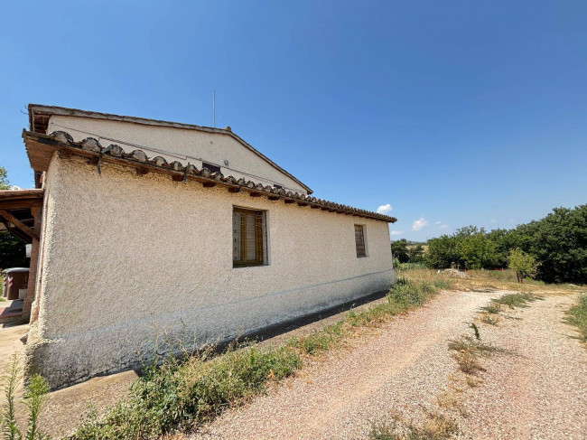 Casale in vendita a Fratta Todina