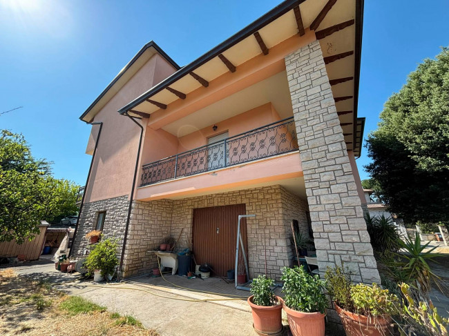 Casa singola in vendita a Fratta Todina