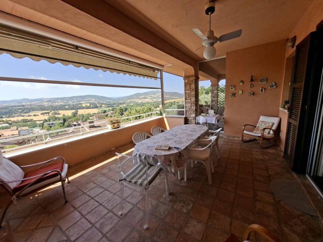 Villa in vendita a Marsciano