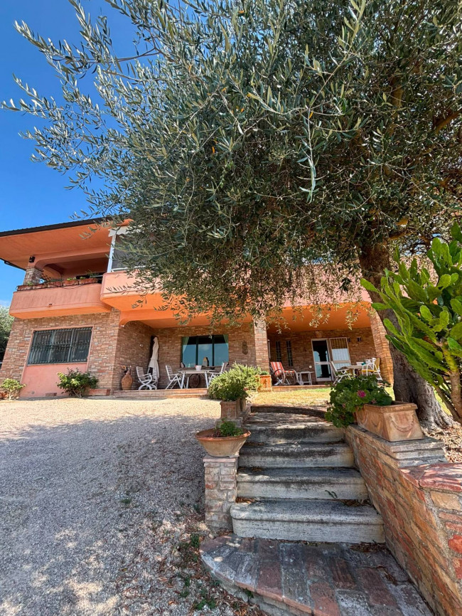 Villa in vendita a Marsciano