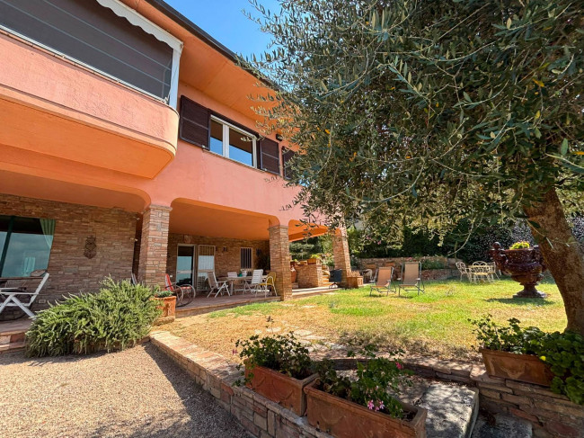 Villa in vendita a Marsciano
