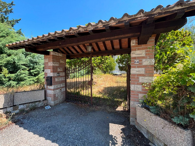 Casa singola in vendita a San Venanzo