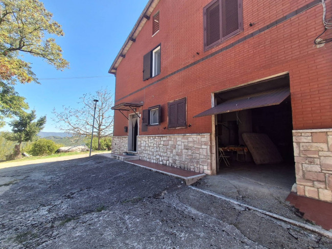 Single House for sale in Collazzone