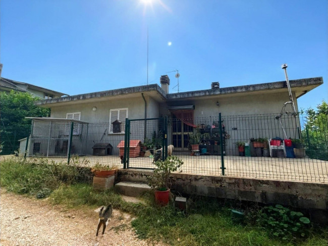 Single House for sale in Collazzone
