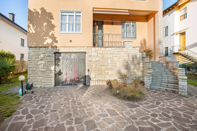 Casa singola in vendita a Bergamo