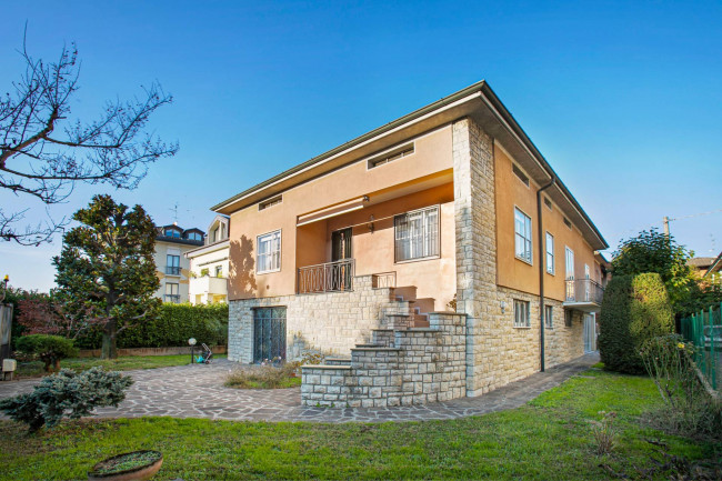 Casa singola in vendita a Bergamo