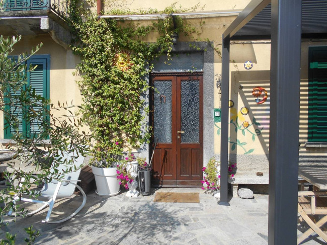 Casa singola in vendita a Oliveto Lario