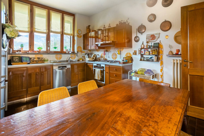 Villa in vendita a Alzano Lombardo