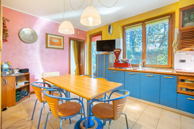 Villa in vendita a Brembate di Sopra