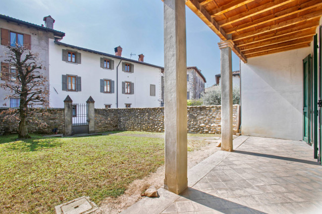 Casa singola in vendita a Paladina