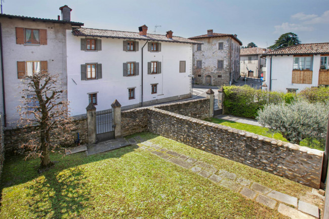 Casa singola in vendita a Paladina