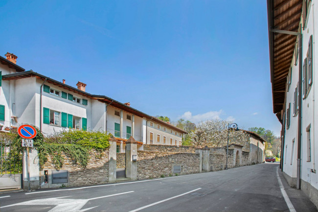 Casa singola in vendita a Paladina