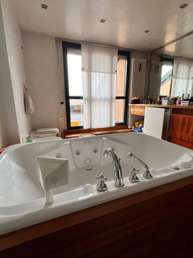 Appartamento in vendita a Bergamo