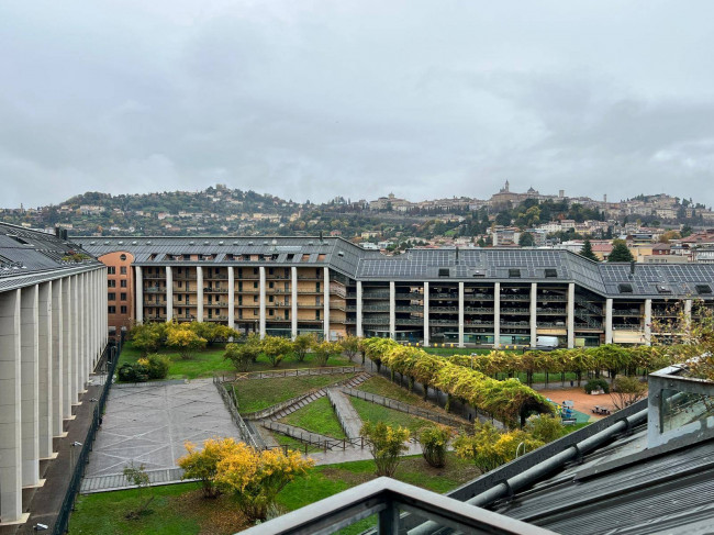 Appartamento in vendita a Bergamo