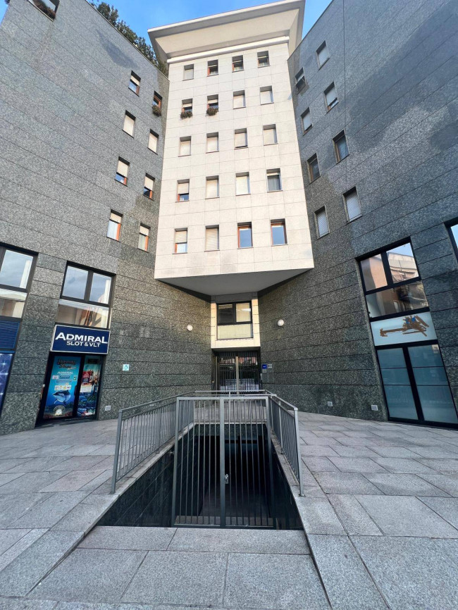 Box o garage in vendita a Bergamo