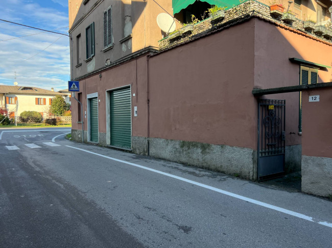 Locale commerciale in vendita a Caravaggio