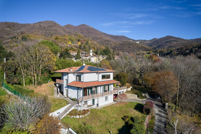 Villa in vendita a Cenate Sopra
