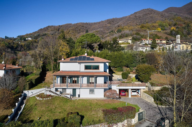 Villa in vendita a Cenate Sopra