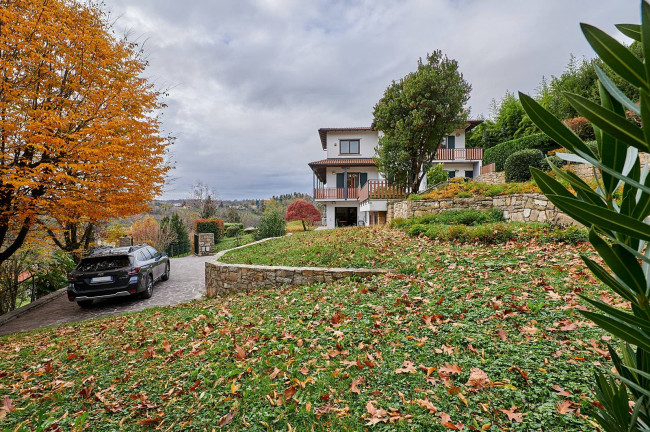 Villa in vendita a Cenate Sopra
