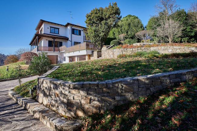 Villa in vendita a Cenate Sopra
