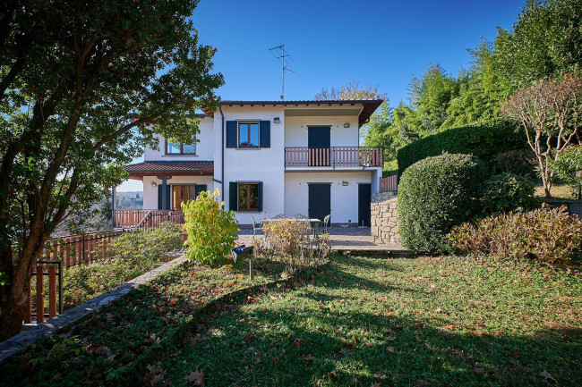 Villa in vendita a Cenate Sopra