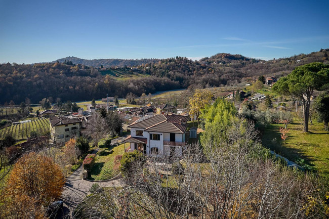 Villa in vendita a Cenate Sopra