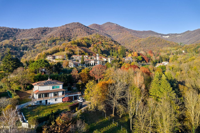 Villa in vendita a Cenate Sopra