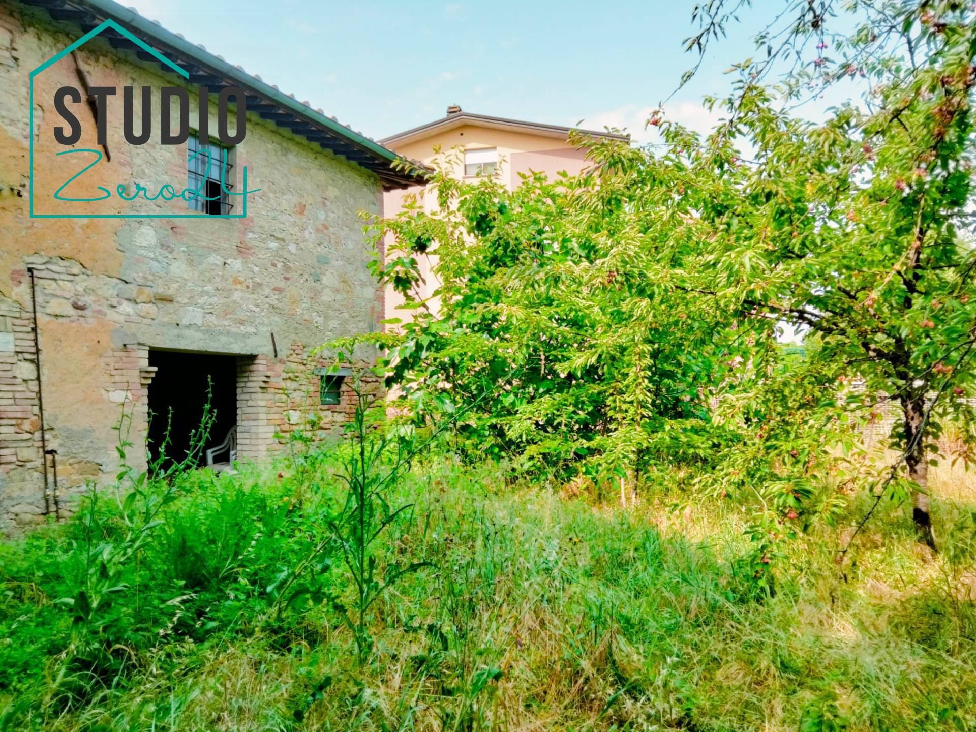 Casale in vendita a Perugia