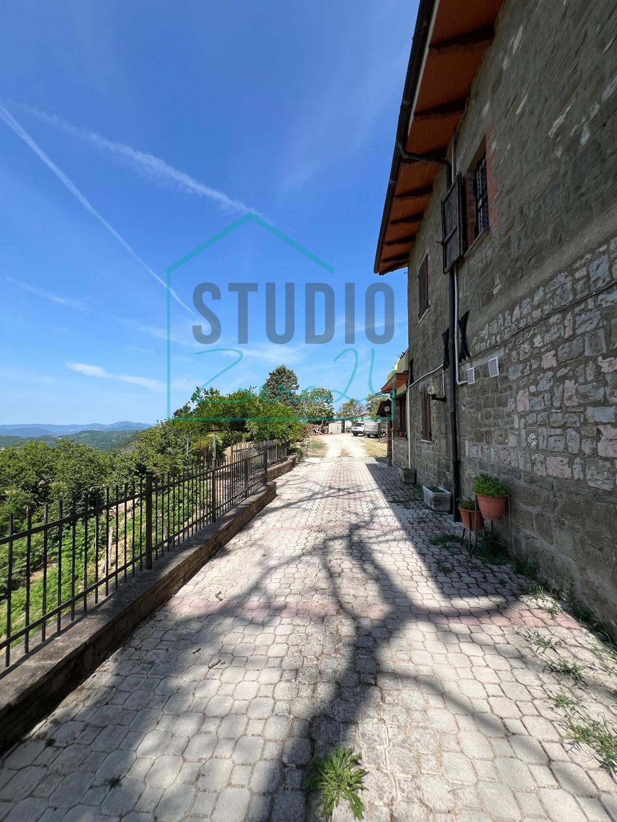  for sale in Gubbio