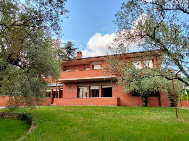 Villa in vendita a Perugia