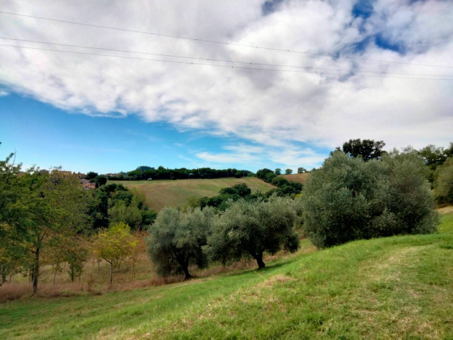 Casale in vendita a Perugia