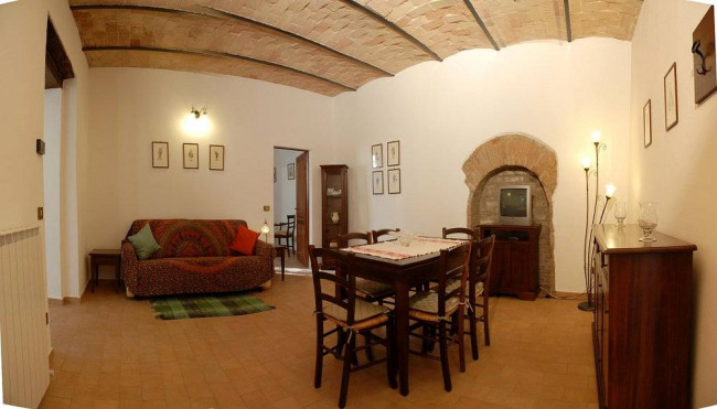 Casale in vendita a Perugia