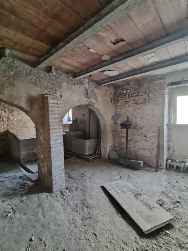 Casale in vendita a Perugia