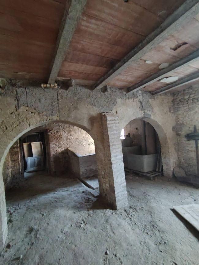 Casale in vendita a Perugia