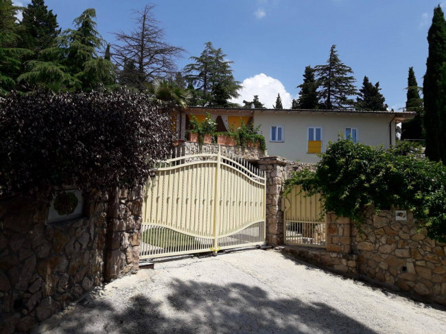 Villa in vendita a Corciano