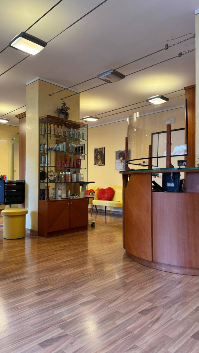 Attività commerciale in vendita a Perugia