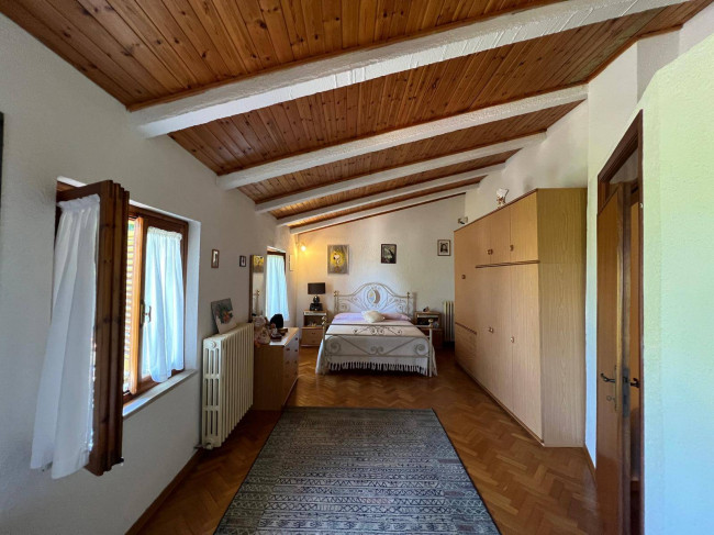  for sale in Gubbio