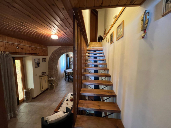  for sale in Gubbio