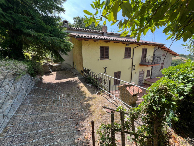  for sale in Gubbio